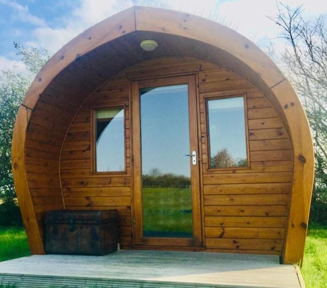 The Oaks Glamping - Pips Cabin Colkirk Buitenkant foto