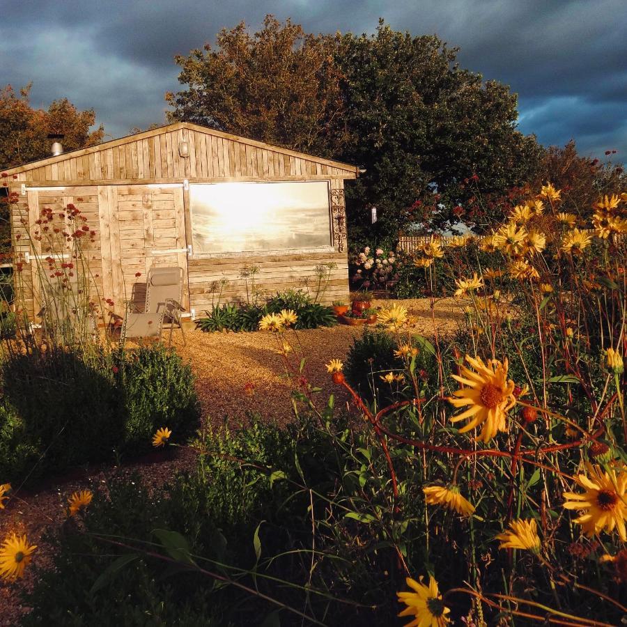 The Oaks Glamping - Pips Cabin Colkirk Buitenkant foto